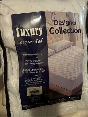 Designer Collection White Mattress Pad -twin size